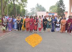 State Anthem "Bande Utkal Janani" sang at Rajiv Bhawan